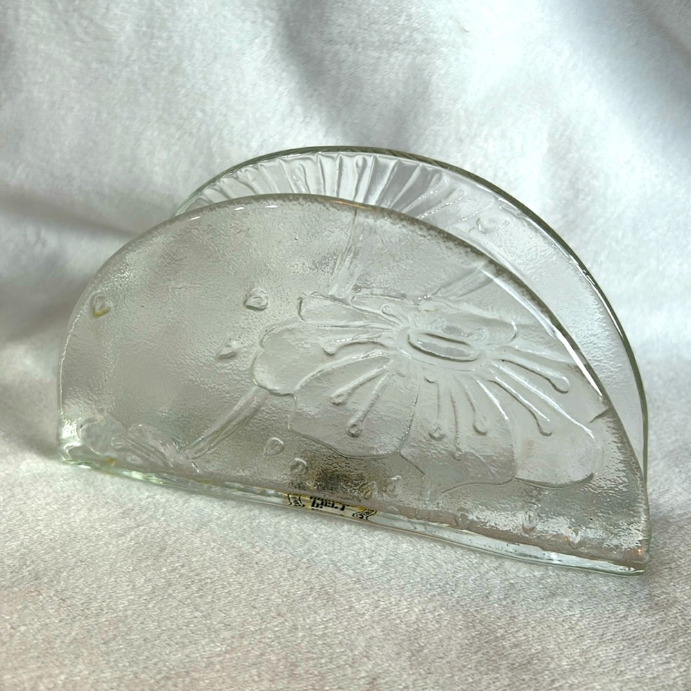 Pier 1 imports Handblown Glass Napkin Holder